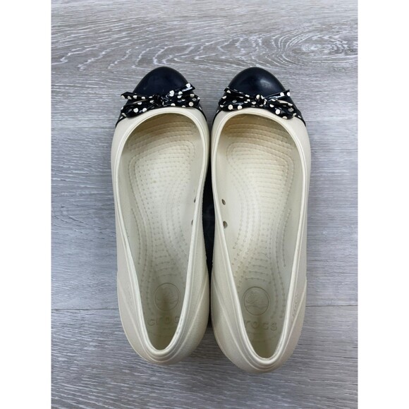 Crocs Women's Ballet Flats 8 Cap Toe Bow Slip On Comfort Cream Shoes - Picture 8 of 10